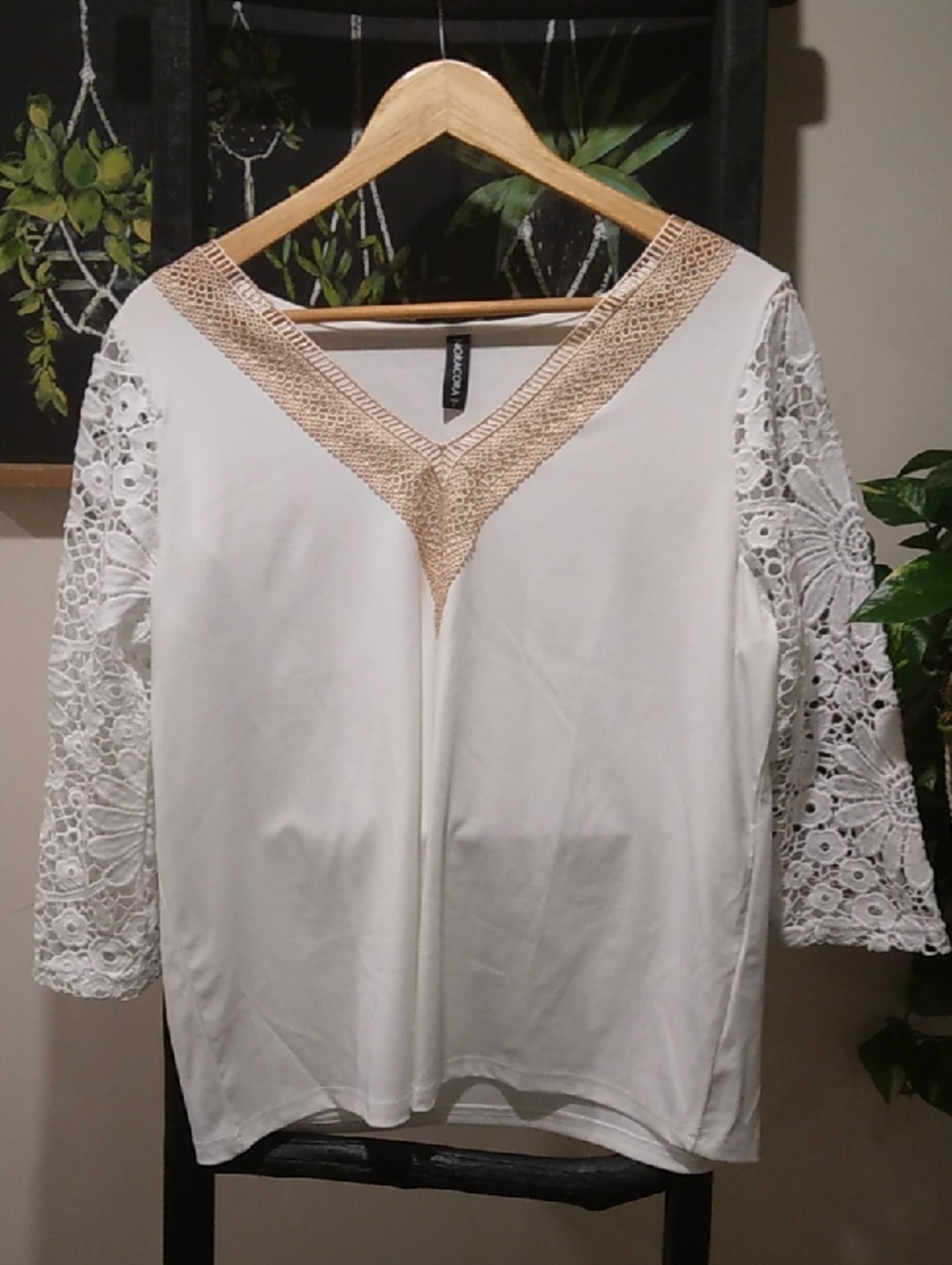 Women's Noracora V-Neck Blouse